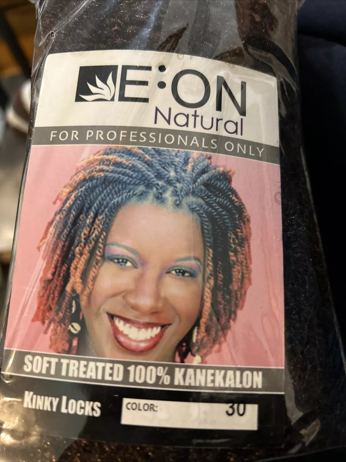 E-on Natural Kinky Locks